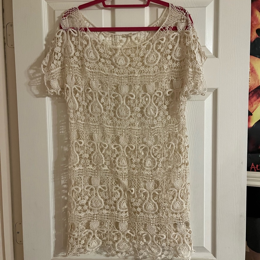 White crochet short sleeve top cover up